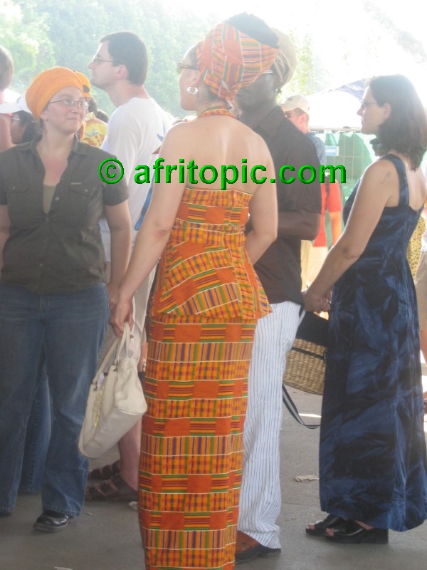 ../Images/AfricaFestival-28-29May05 157.jpg